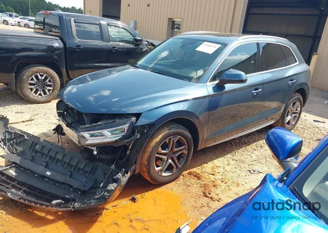 2018 Audi Q5 2.0T Premium/2.0T Tech Premium из США, поврежденный, VIN WA1BNAFY1J2053190